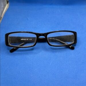 Chic Black unisex Glasses marked CRPH423 BK +1.00